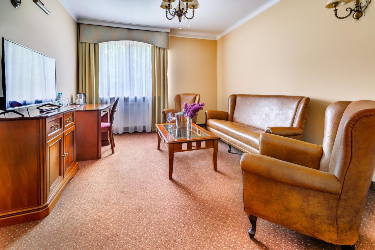 Hotel Pan Tadeusz Serock Esterno foto