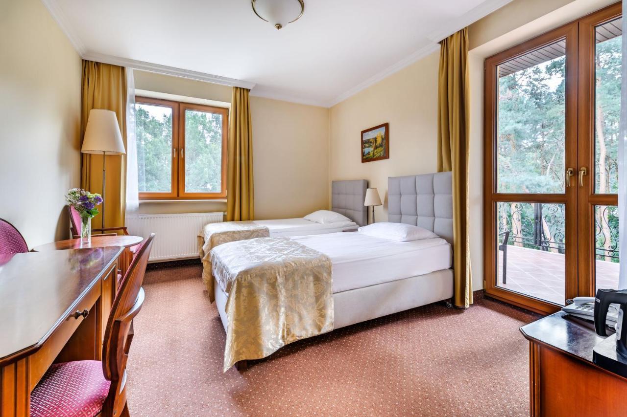 Hotel Pan Tadeusz Serock Esterno foto