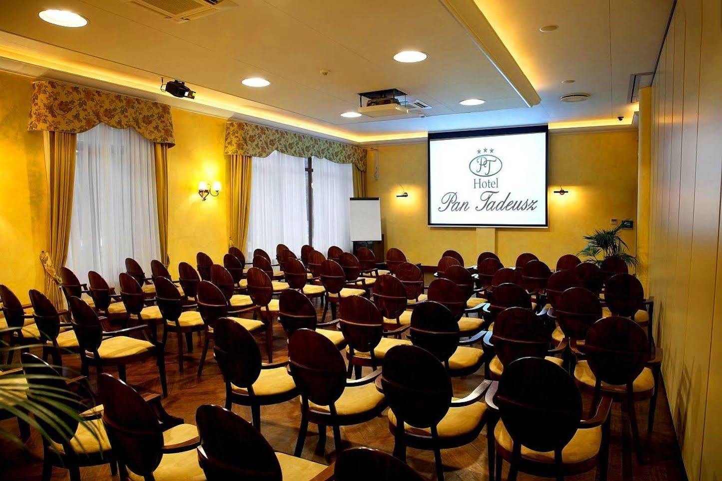 Hotel Pan Tadeusz Serock Esterno foto